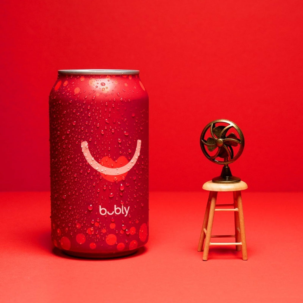 Strawberry Flavored Sparkling Water 12 fl oz Aluminum Can 20-Pack X76037