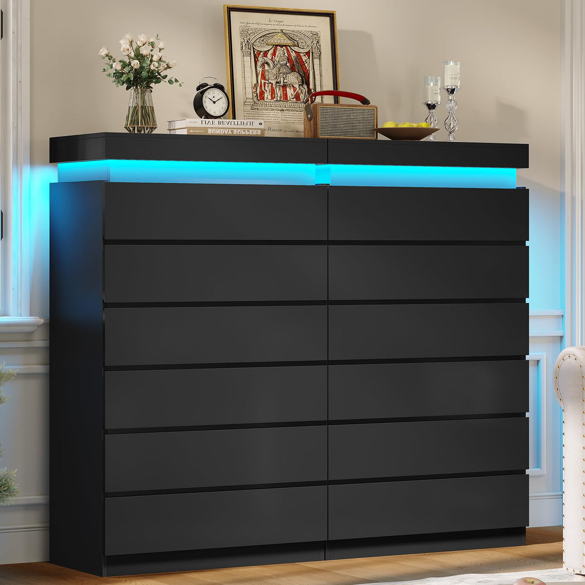 Black 6 Drawer Dresser Z8693