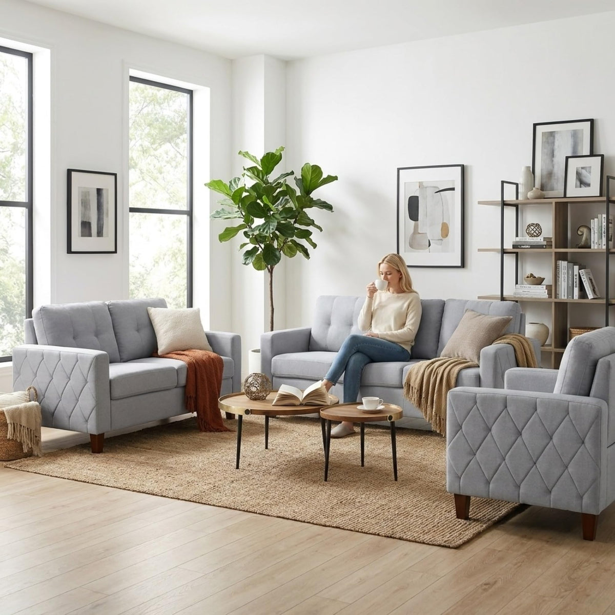 Light Gray Tufted Upholstered Loveseat F36998