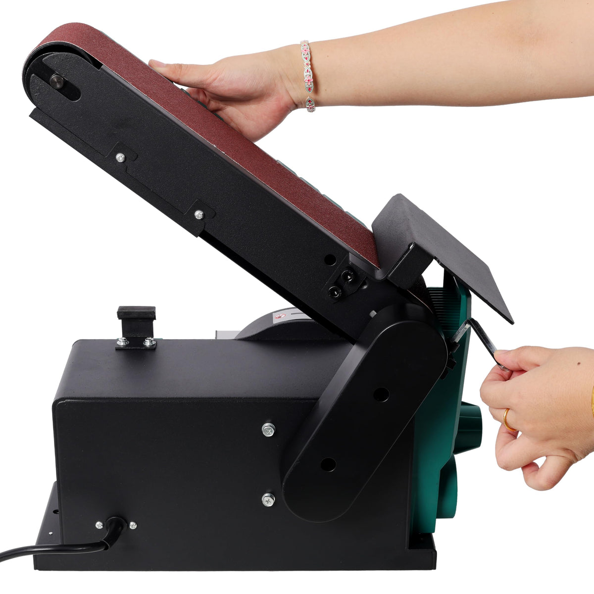 Benchtop Belt and Disc Sander 4x36 Inch Belt 6 Inch Disc Adjustable 0-90 Degree Tilt Green S338388