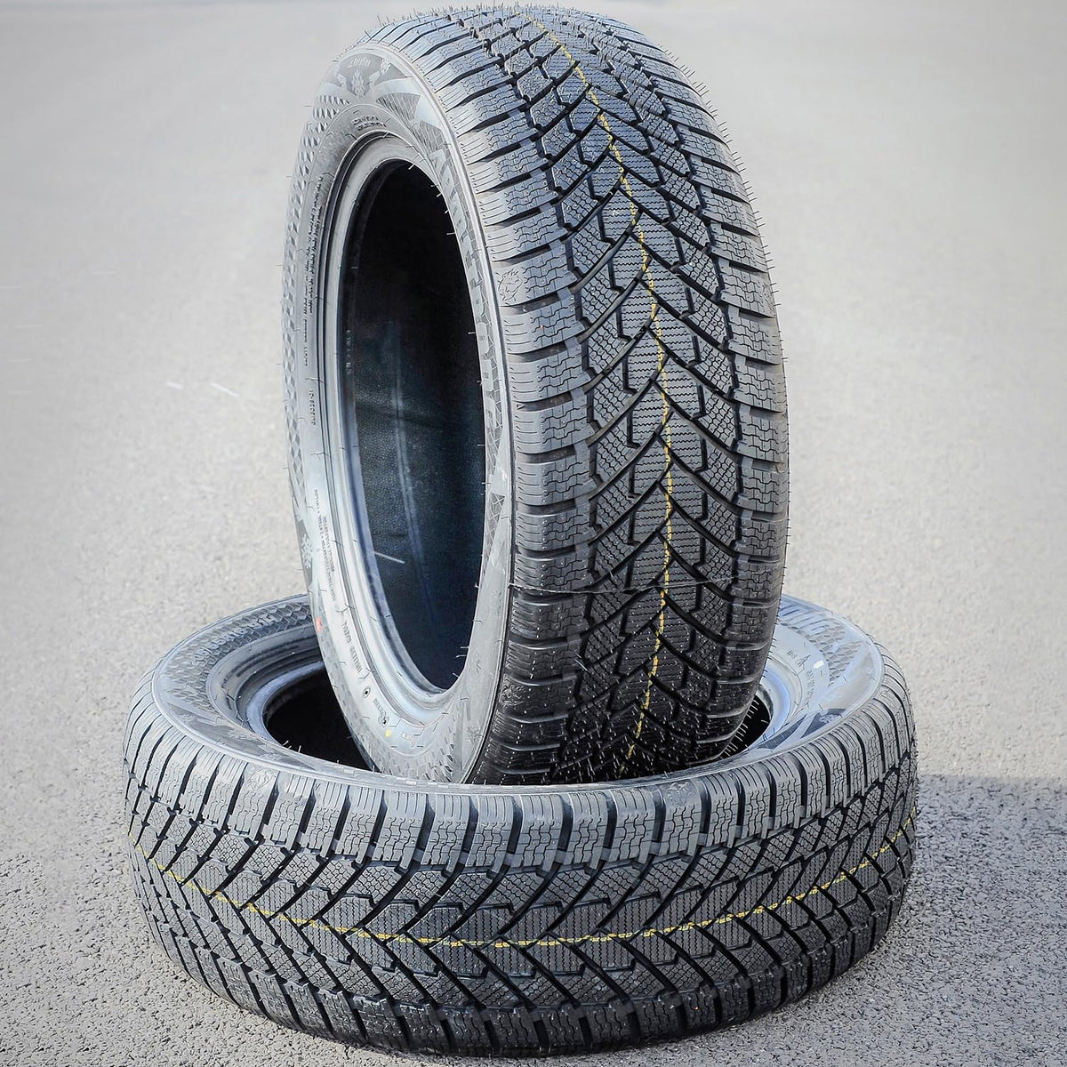 215/60R16 Winter Tires B540